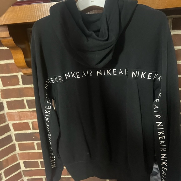 Nike air hoodie - Picture 2 of 2